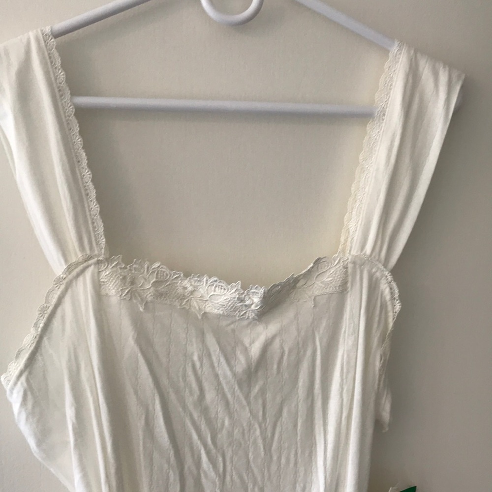 Eileen West NWT 100% cotton nightgown
